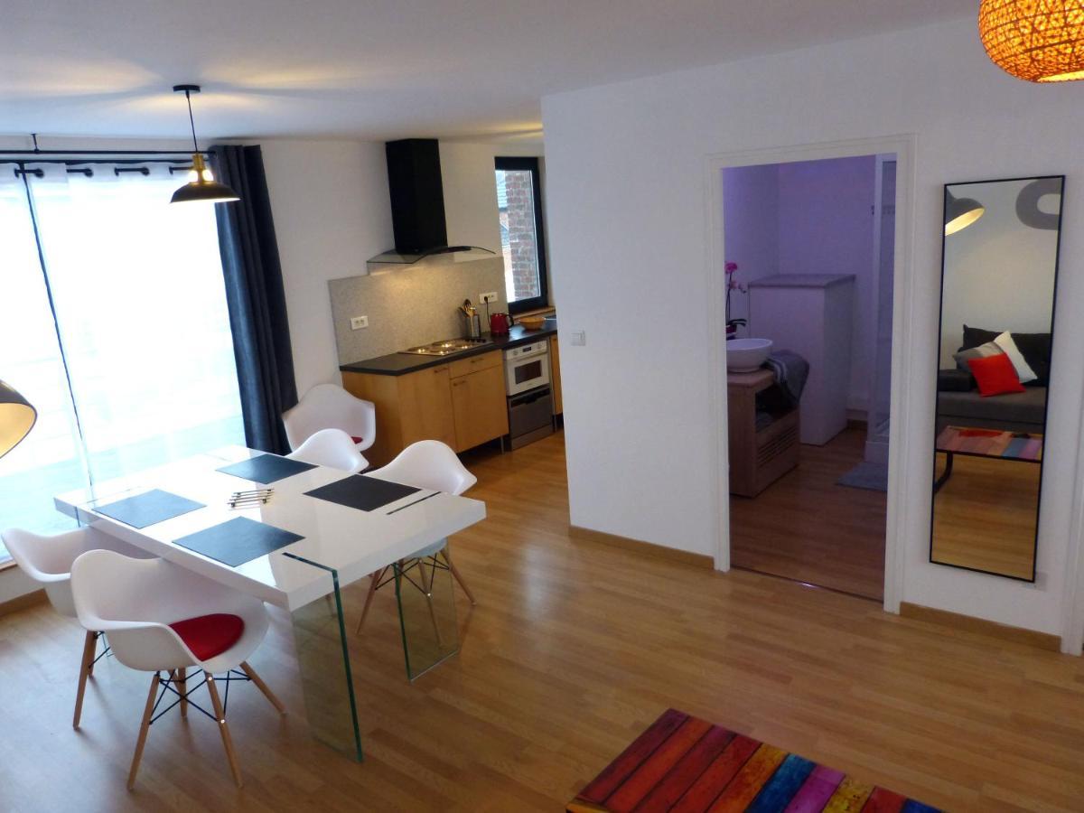 Le 99B Modern Apartment Queen Size Bed Connected Tv Hallennes-lez-Haubourdin المظهر الخارجي الصورة